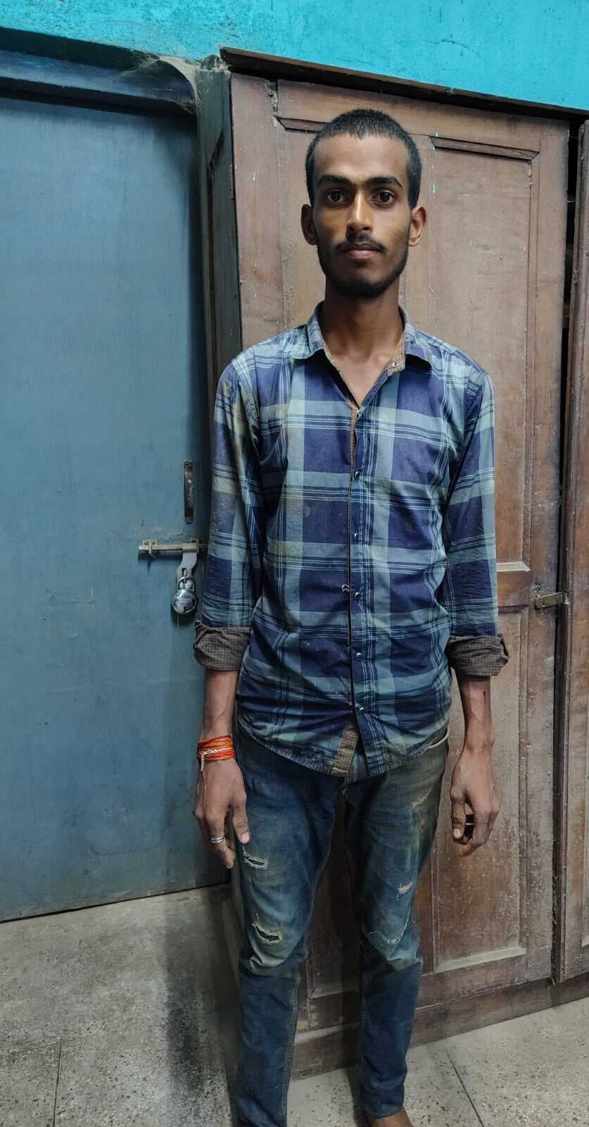 पुलिस पर हमला मामले में नामजद अभियुक्त गिरफ्तार