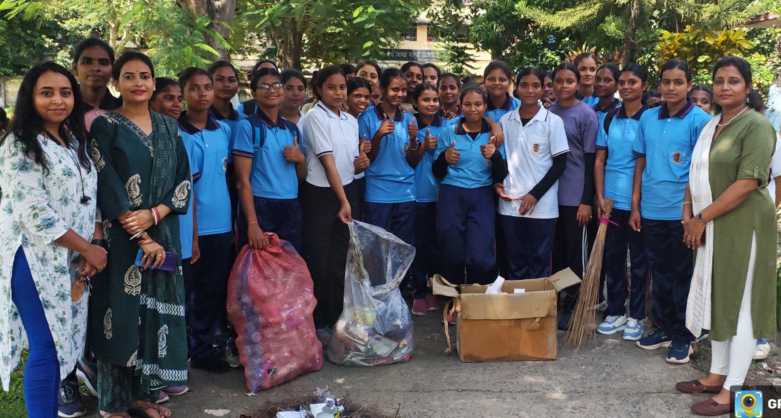 पूर्णिया महिला महाविद्यालय में एनसीसी कैडेटों ने लिया स्वच्छता का संकल्प