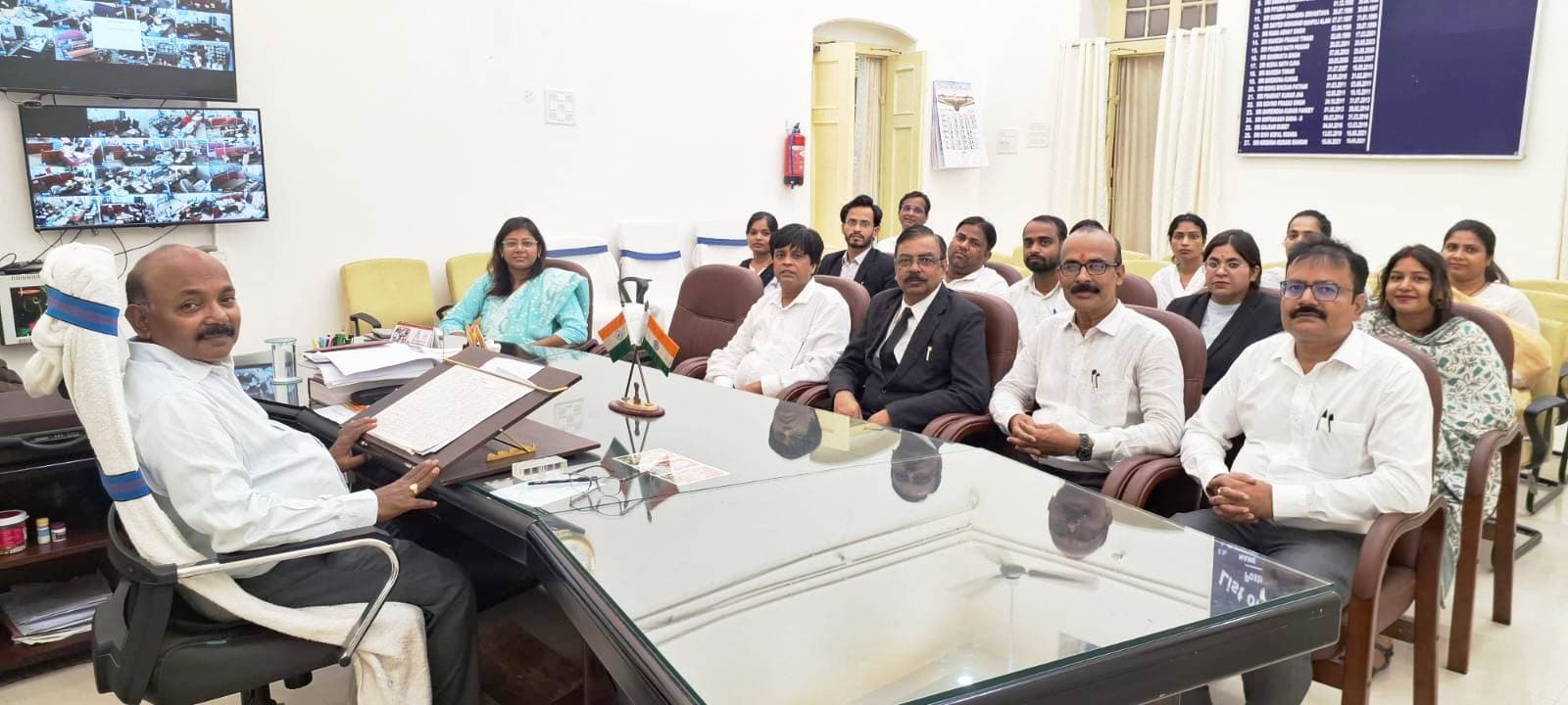 लोक अदालत में वादों का निबटारा कराना अभियोजन का भी दायित्व :  जिला जज