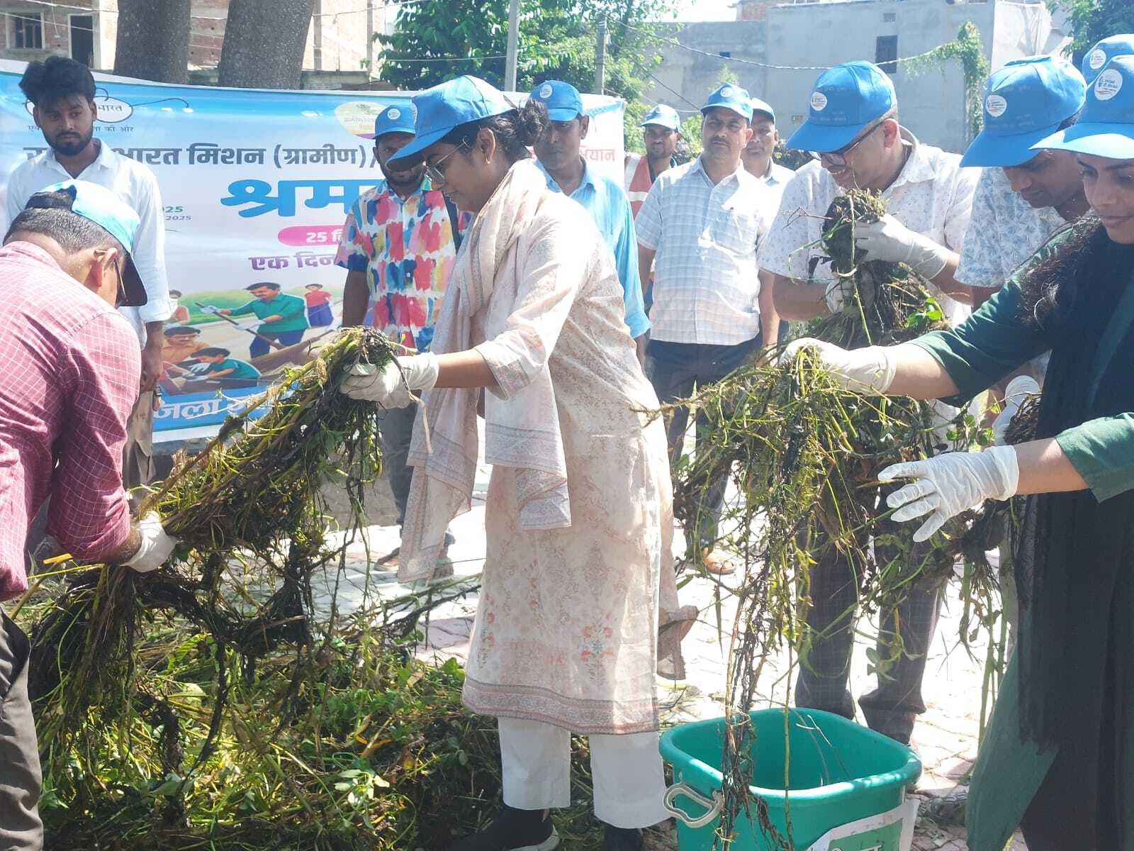स्वच्छता से ही स्वस्थ समाज का निर्माण संभव