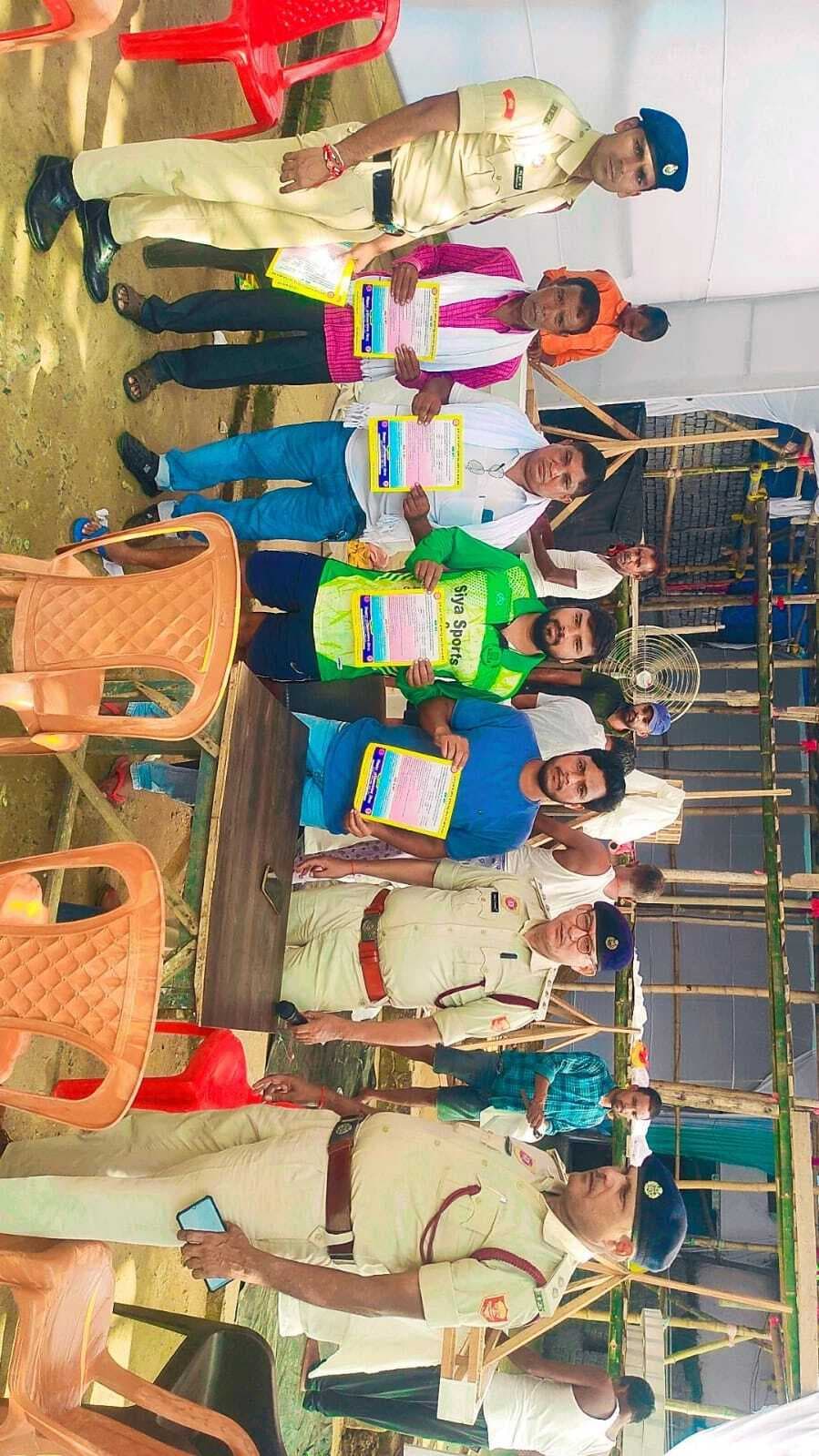 पंडालों की ऊंचाई तीन मीटर से कम न रखें