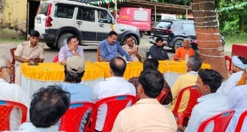 दुर्गापूजा को लेकर अमौर थाना में शांति समिति की बैठक