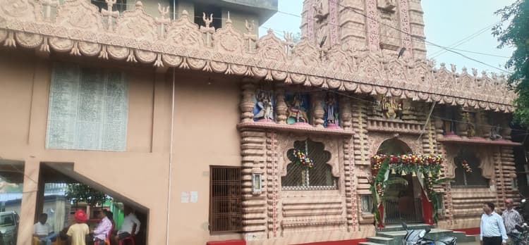 खलारी बाजारटांड़ में 70 साल पहले शुरू हुई थी दुर्गा पूजा