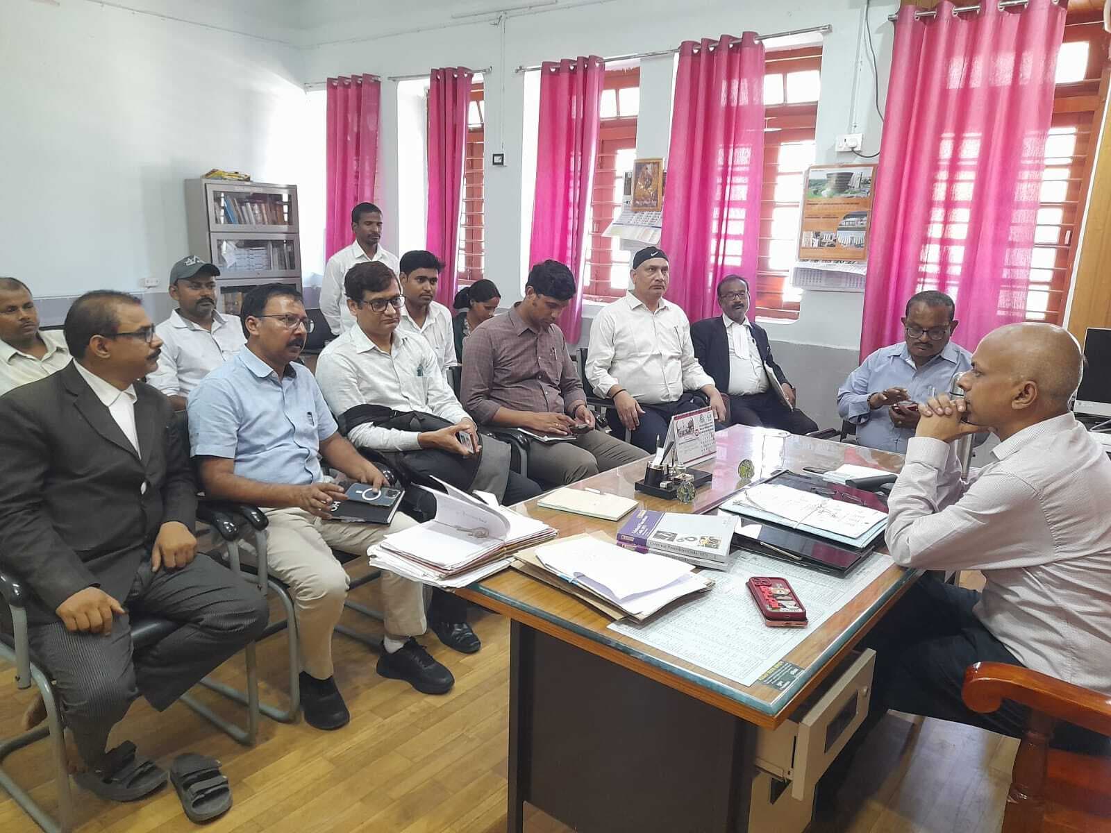 डाउन योजना के की प्रगति के लिए होना होगा कृत संकल्पित