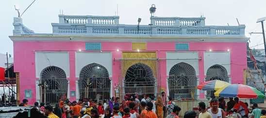 छह सौ वर्ष पुराने दुर्गा मंदिर में तांत्रिक विधि से होती है पूजा