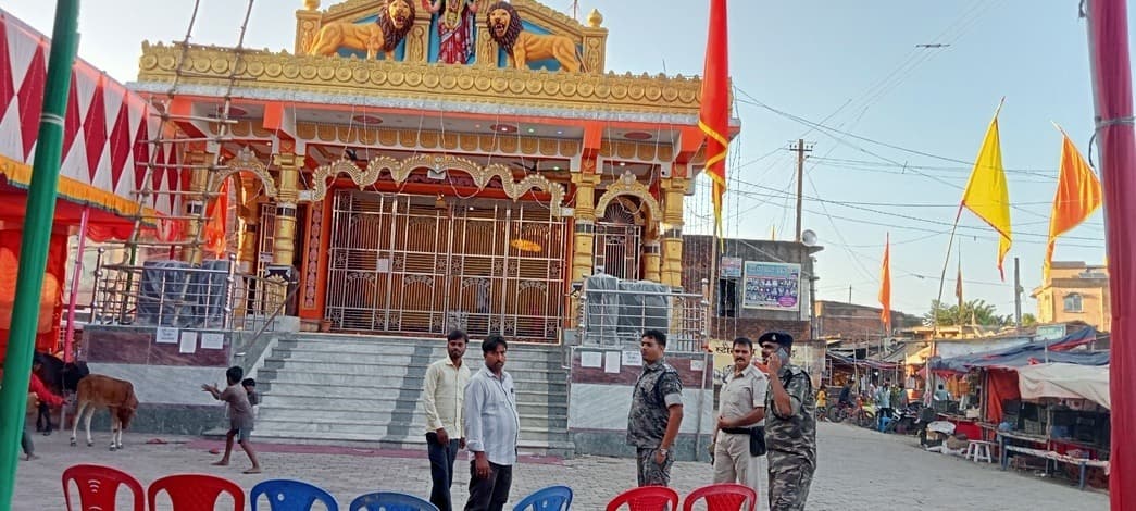 श्रद्धा और उल्लास से सराबोर ठाकुरगंगटी, सुरक्षा को लेकर प्रशासन सतर्क