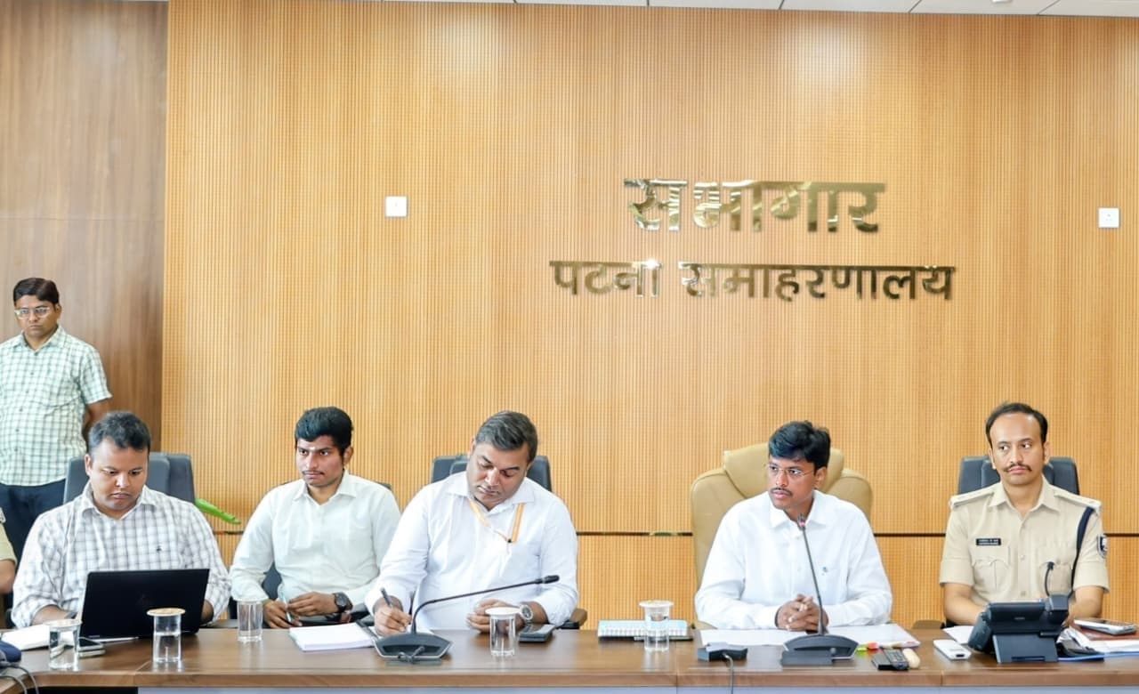 दुर्गापूजा में विधि व्यवस्था को लेकर जिले में 630 जगहों पर मजिस्ट्रेट व पुलिस पदाधिकारी तैनात रहेंगे