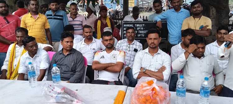 Bokaro News : मजदूरों की हर समस्या में खड़ा रहेगा बीकेएमएस : जयराम