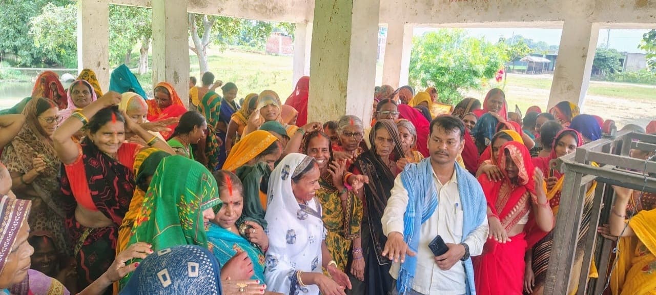 अभियान चलाकर लोगों को दिलायी गयी स्वच्छता की शपथ