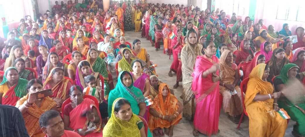 उदाकिशुनगंज प्रखंड के 12 हजार जीविका दीदियां को मिली आर्थिक सहायता