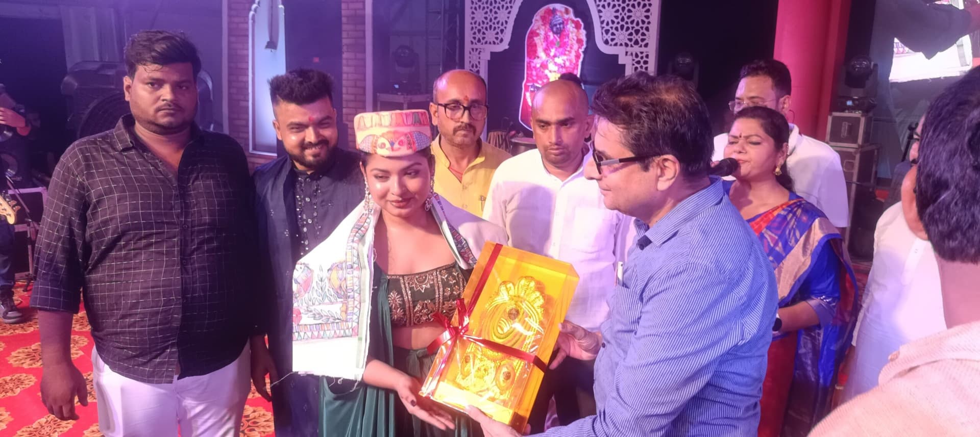 कवि सम्मेलन का हुआ आयोजन