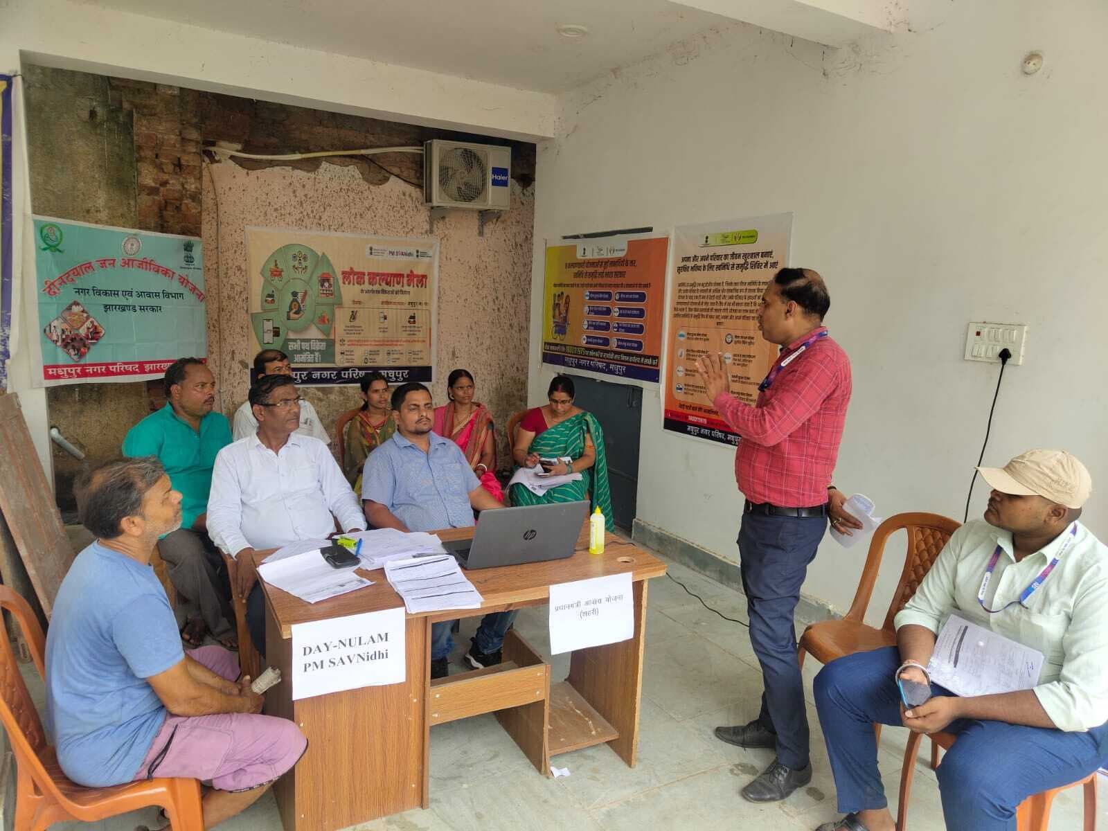 स्ट्रीट वेंडरों को मिला डिजिटल लेनदेन का प्रशिक्षण