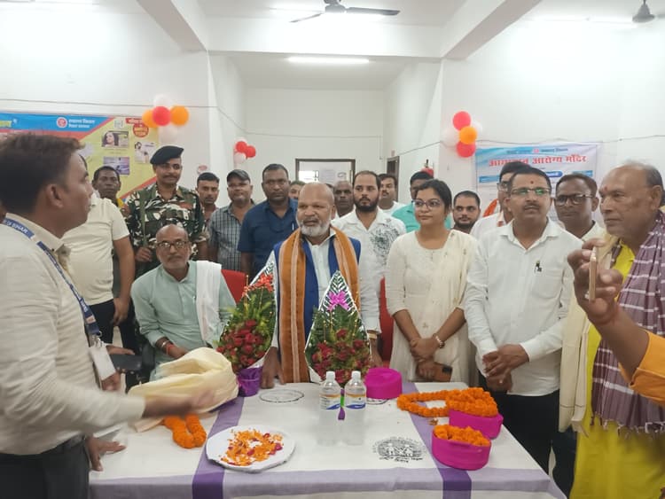 लोगों की स्वास्थ्य सुविधाओं में अनदेखी किसी भी कीमत पर बर्दाश्त नहीं : रत्नेश सदा