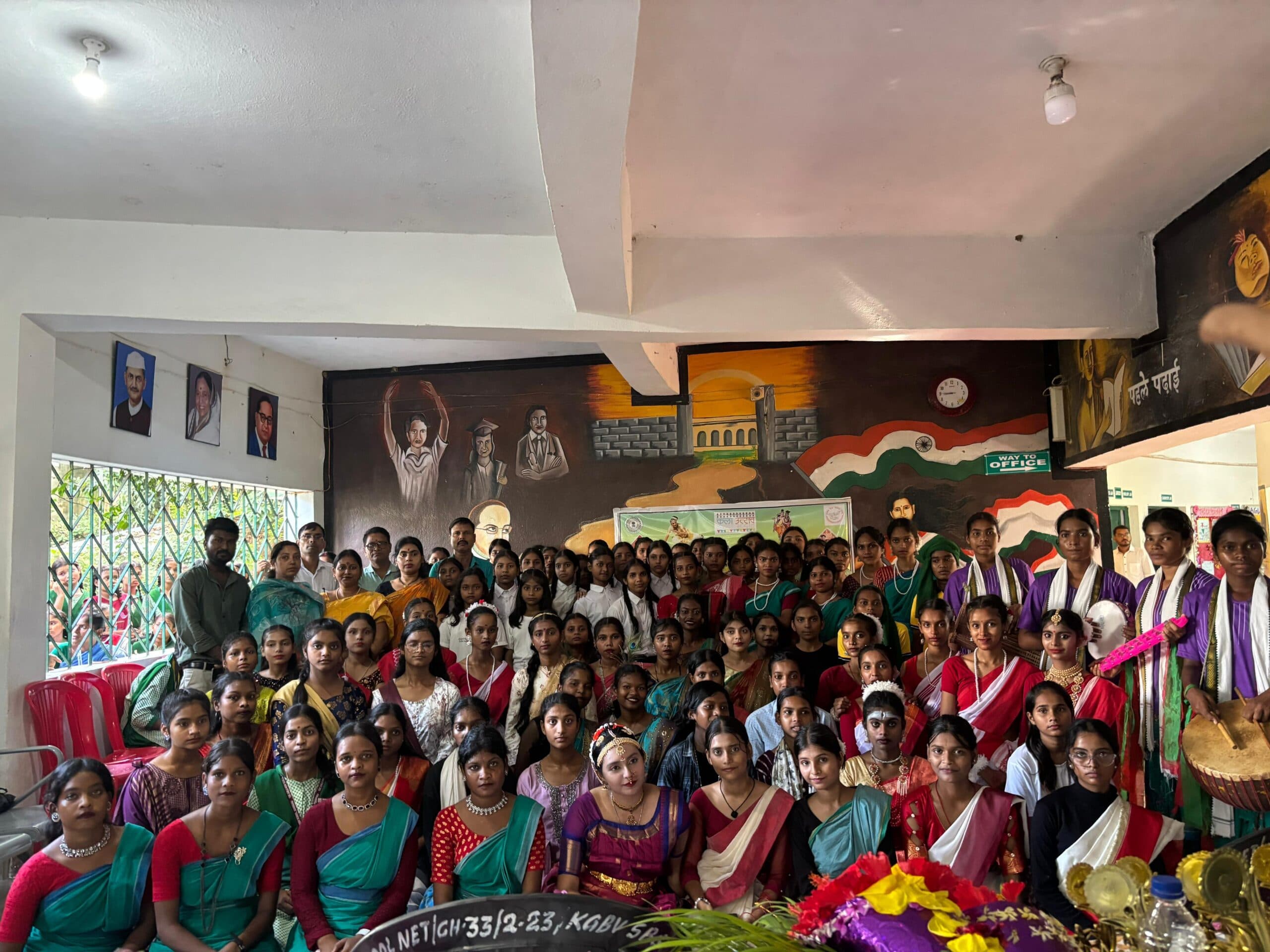 दृश्य कला एकल द्विआयामी प्रतियोगिता में अदिति ने मारी बाजी