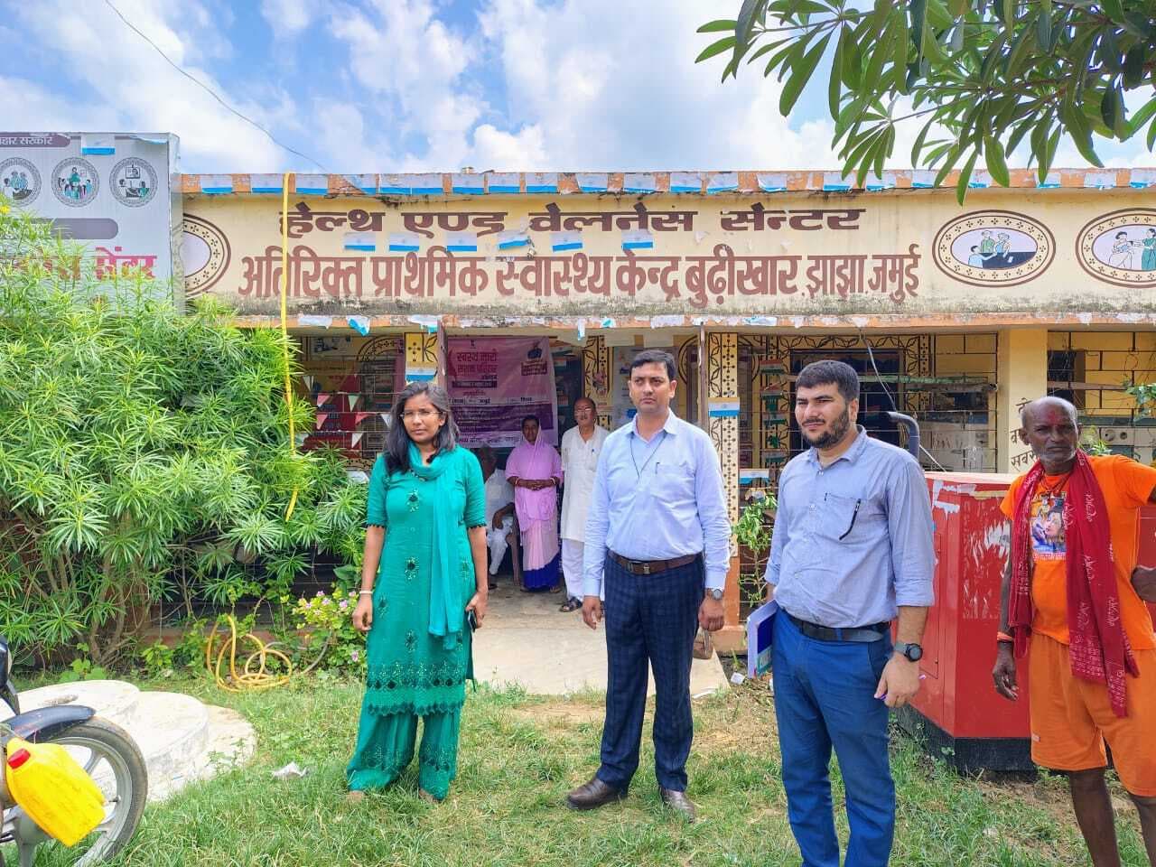 जिले में सात स्वास्थ्य शिविरों का टीम ने किया निरीक्षण