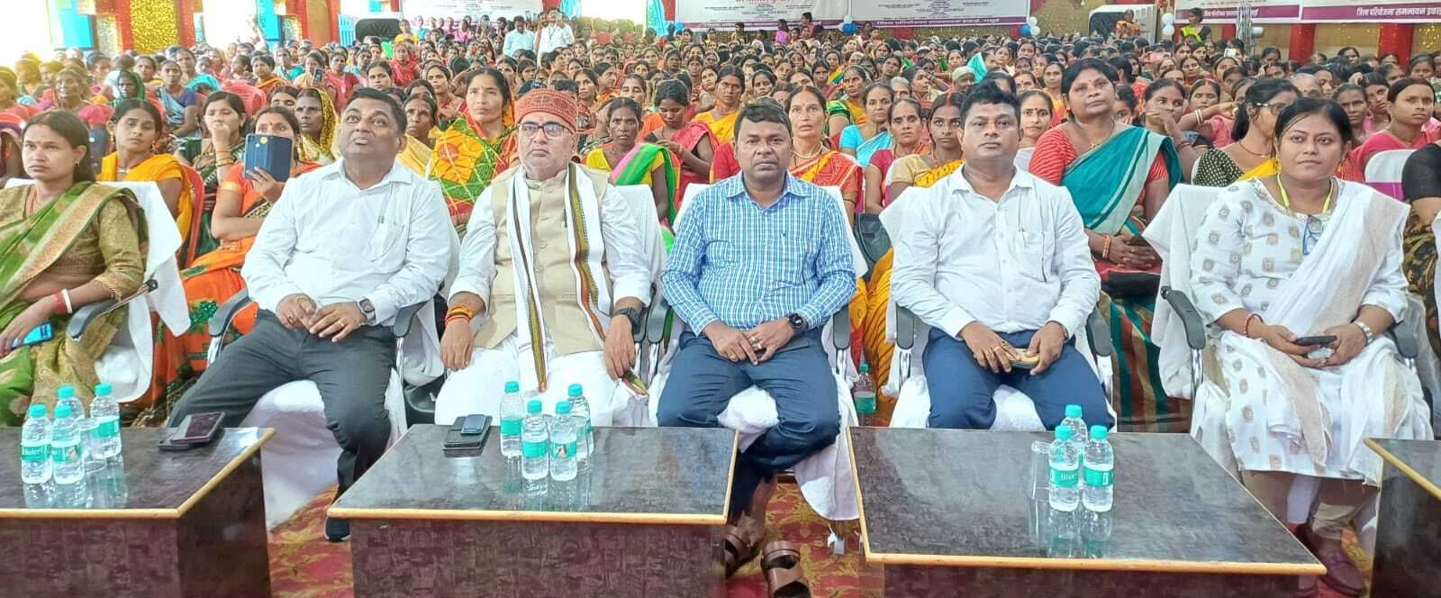 जमुई में 1.15 लाख महिलाओं के खाते में 10-10 हजार रुपये ट्रॉसफर