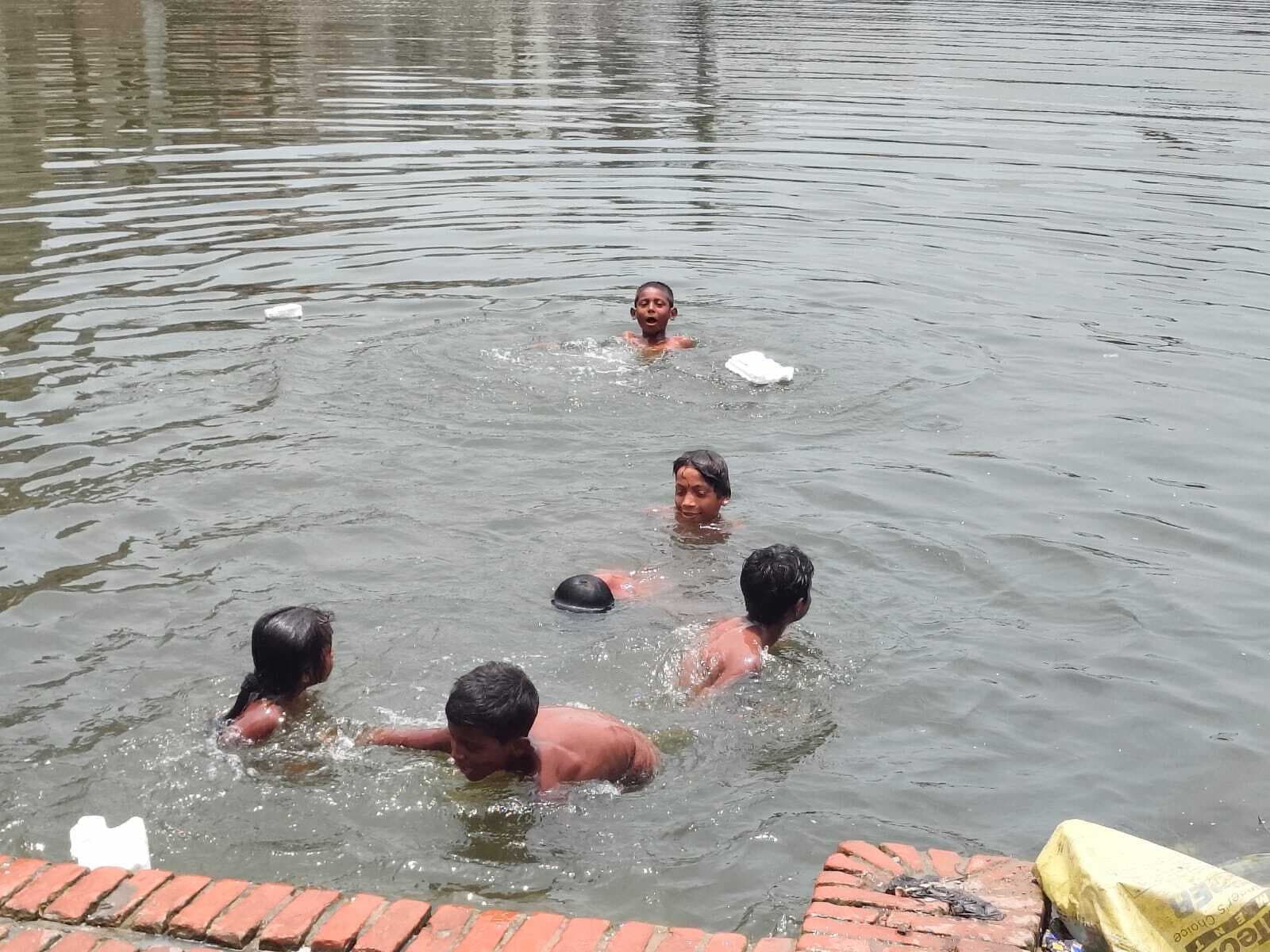 Madhubani News : सितंबर में गर्मी का सितम, पारा 35 डिग्री के पार