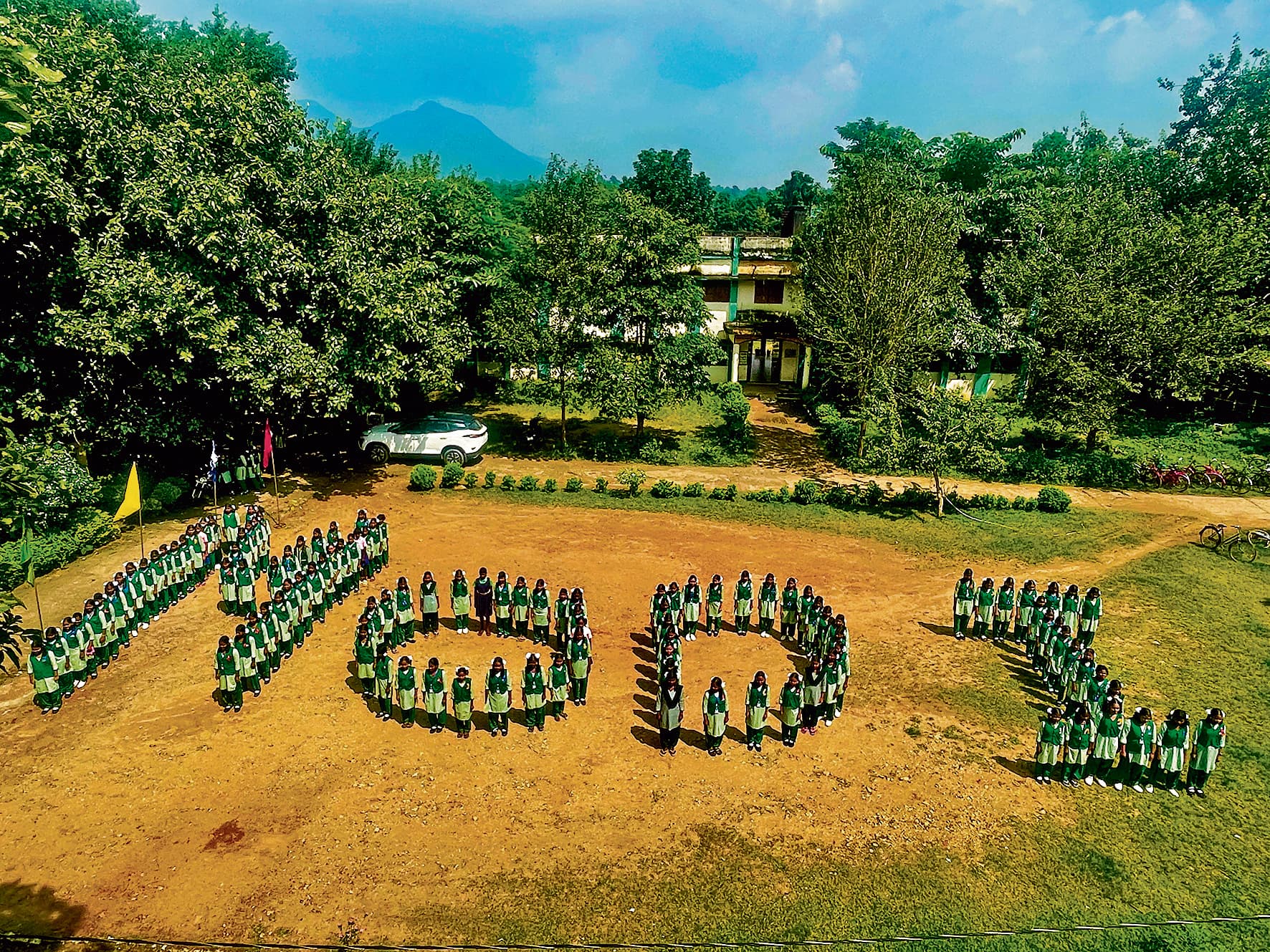 Seraikela Kharsawan News : केजीबीवी में 220 छात्राओं की हुई स्वास्थ्य जांच