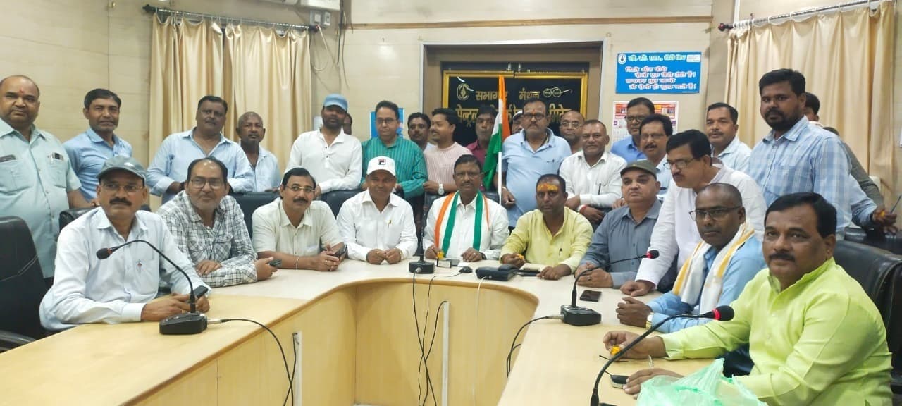 Bokaro News : 1.03 लाख रुपया बोनस तय होने पर जतायी खुशी