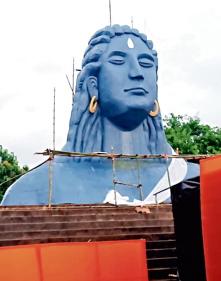 East Singhbhum News : आदियोगी शिव के स्वरूप का पंडाल आकर्षण, मेला भी लगेगा