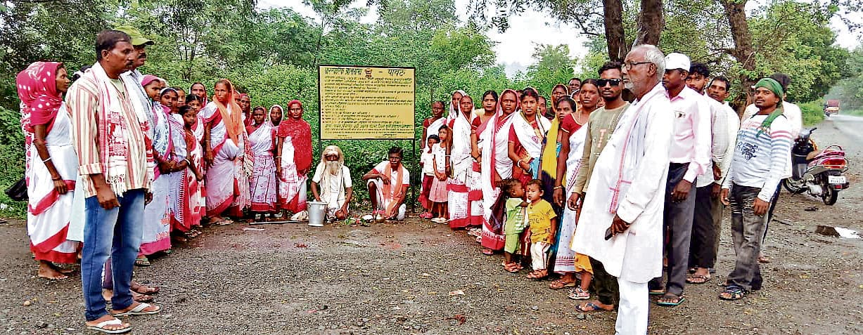 East Singhbhum News : खनिज लीज लेने से पूर्व ग्रामसभा से स्वीकृति अनिवार्य