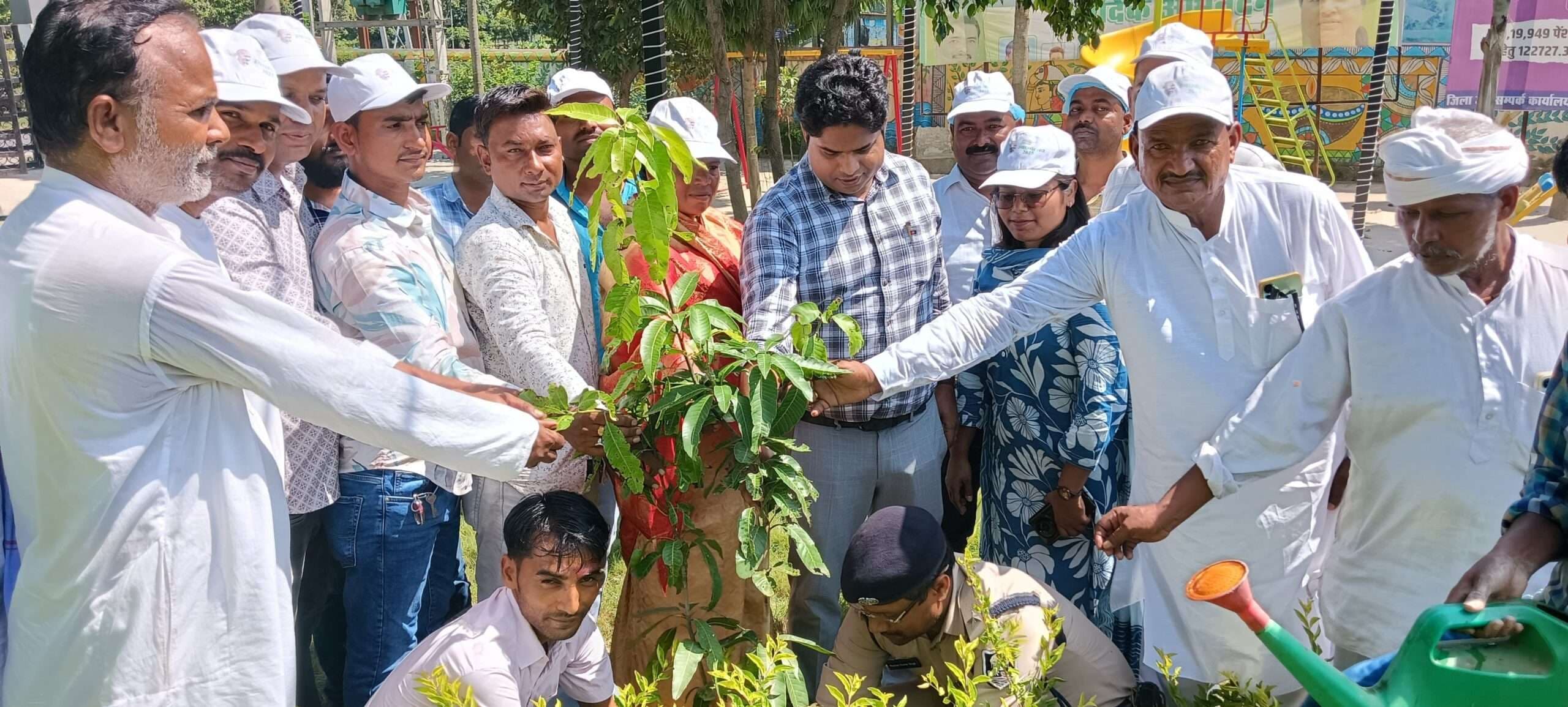 मीरगंज नगर पंचायत ने स्वच्छता व पर्यावरण सुरक्षा का दिया संदेश