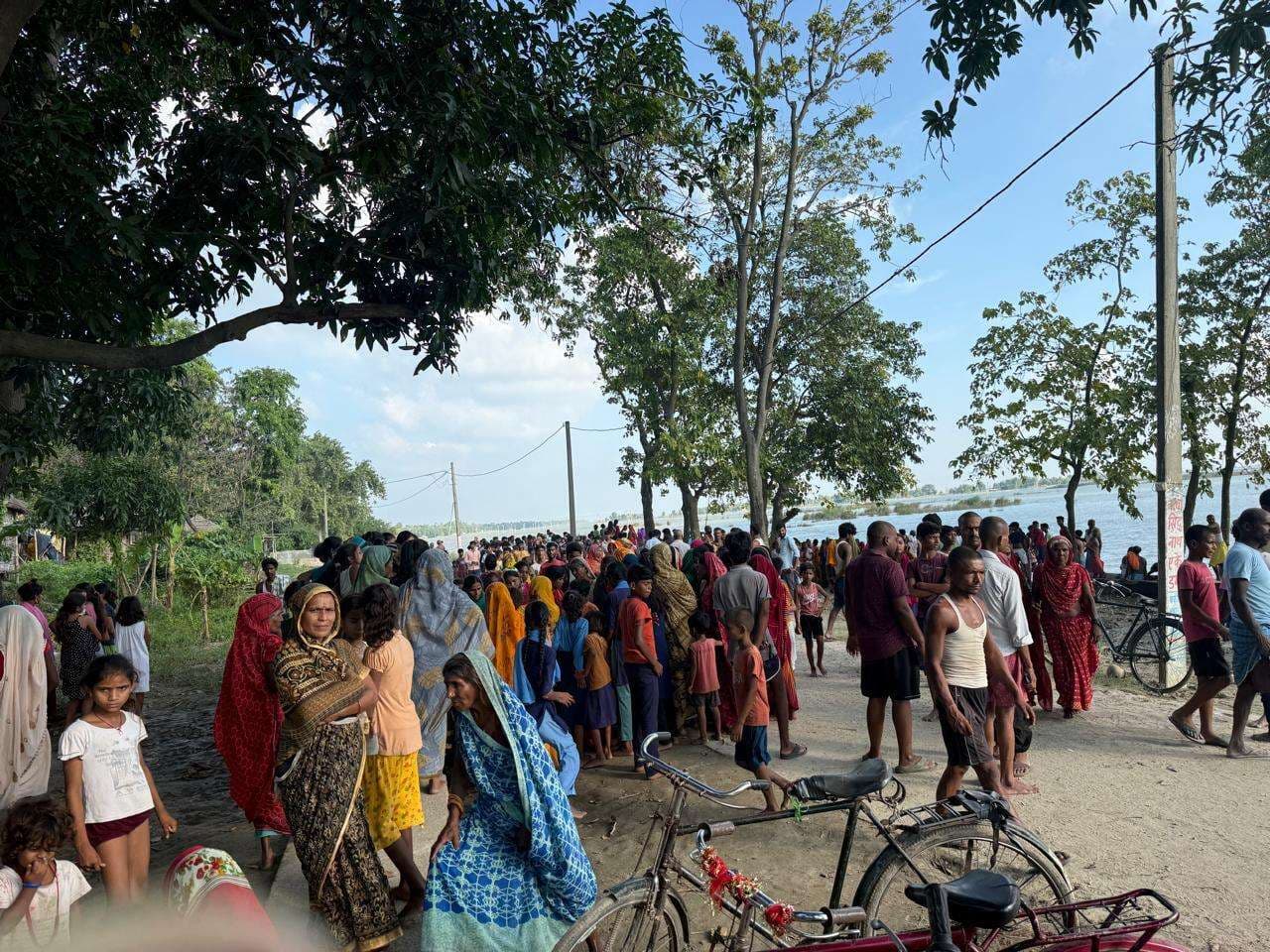 hajipur news. नहाने के दौरान डूब रही बच्ची को बचाने गयी किशोरी भी डूबी, दोनों की मौत