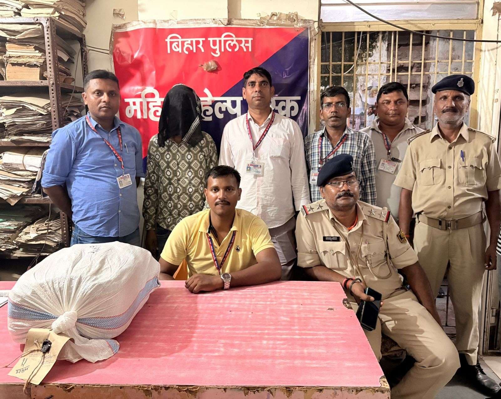 गया जंक्शन पर गांजे के साथ मुजफ्फरपुर का युवक गिरफ्तार