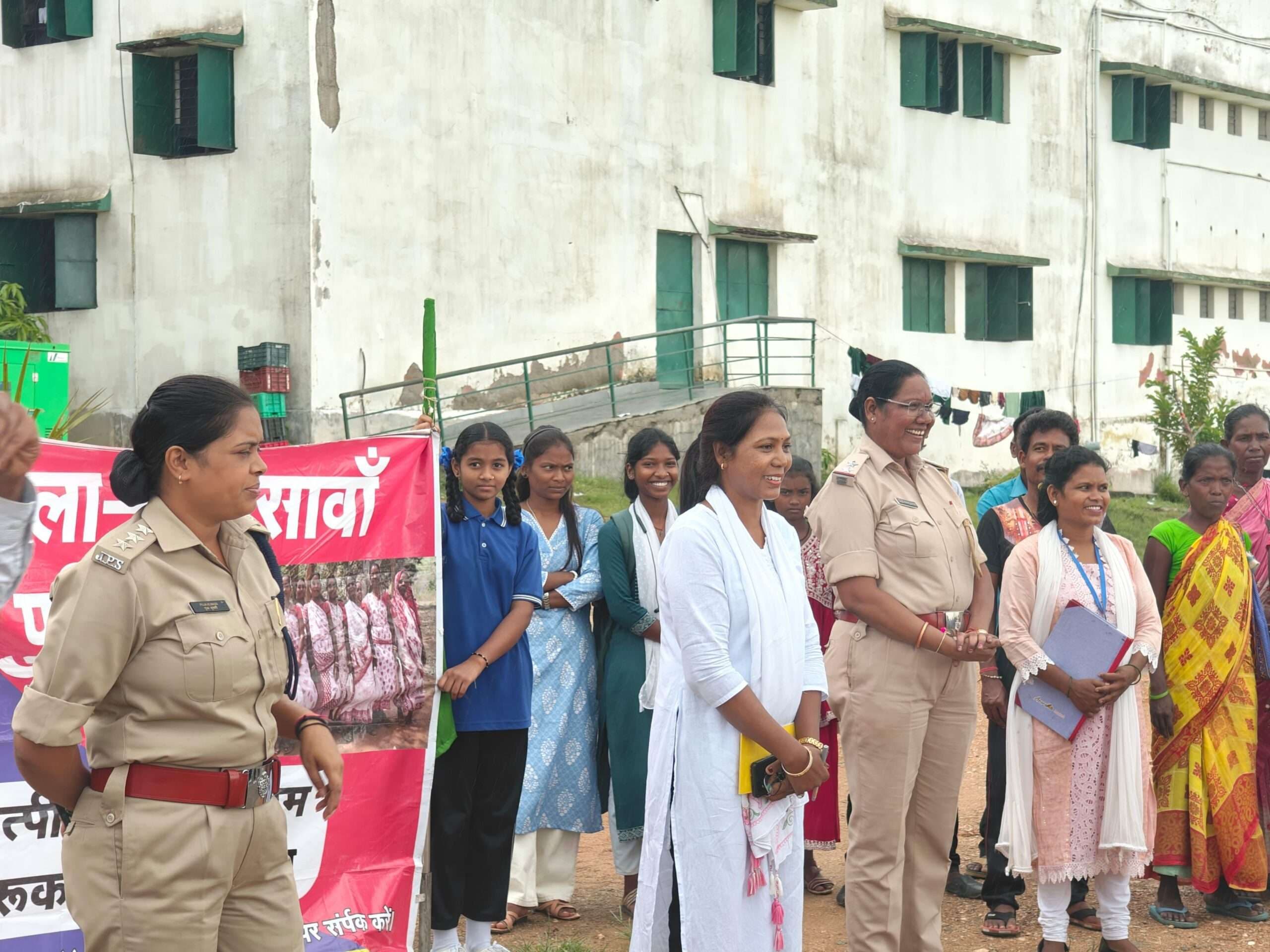 Seraikela Kharsawan News : बालश्रम पर सख्त चेतावनी, पॉक्सो एक्ट समझाया