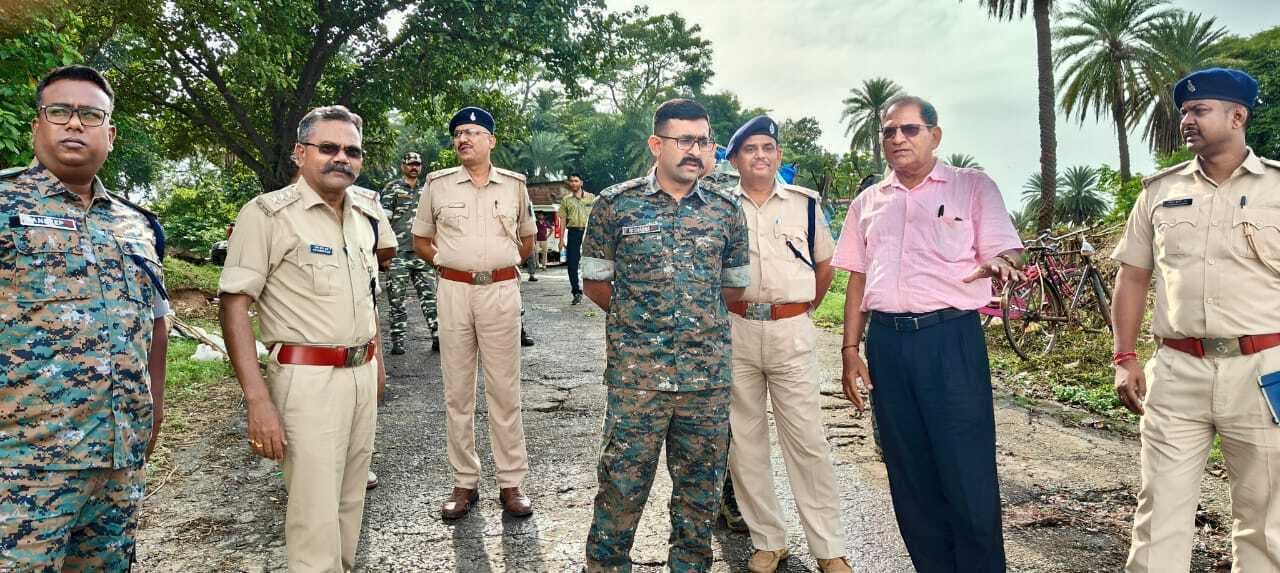 East Singhbhum News : नदी का जलस्तर बढ़ा है, विसर्जन में सावधानी बरतें