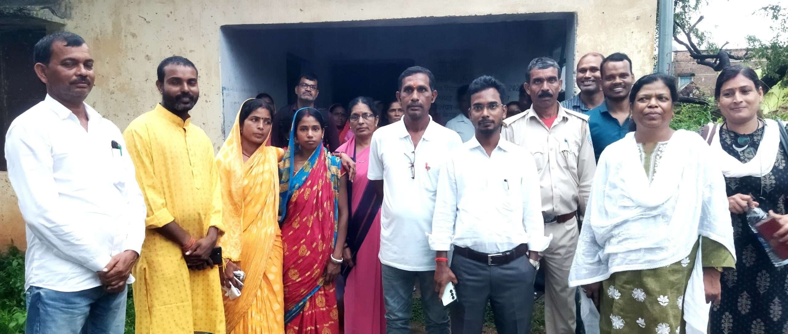 Bokaro News : जरूरतमंद की मदद के लिए सहायिका पद छोड़ा