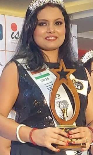 धमदाहा की गुड़िया झा ने पटना में जीता आयरन लेडी का खिताब