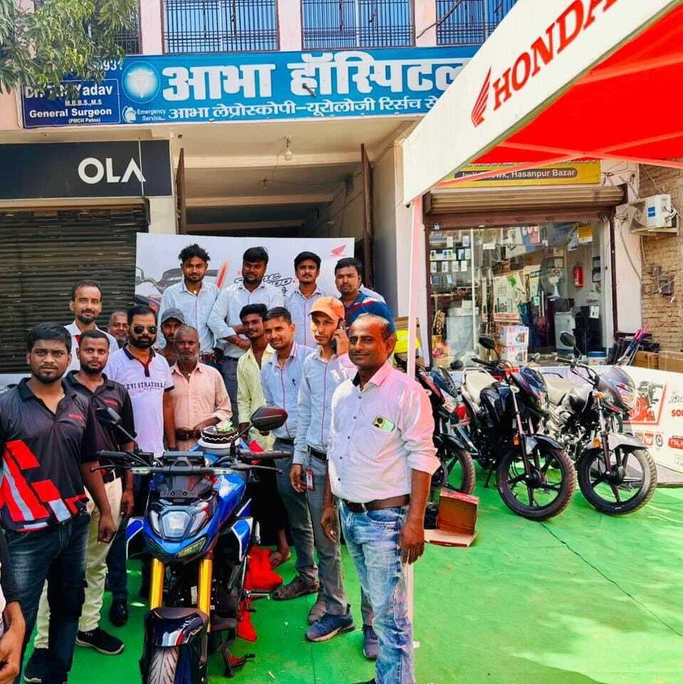 Samastipur News:श्रीदेव होंडा में लोन मेला में लोगों ने करायी बुकिंग