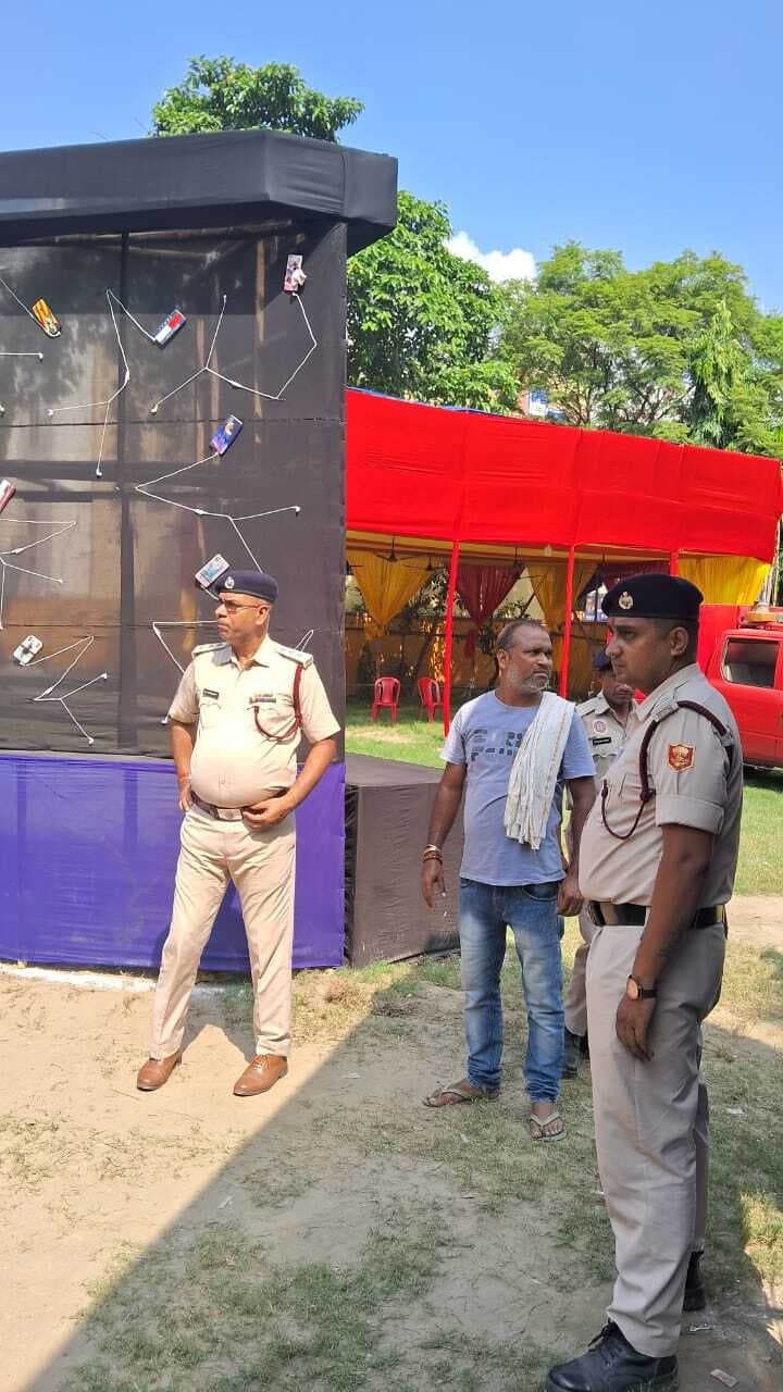 कमेटी के सदस्यों को आग से बचाव की दी जानकारी