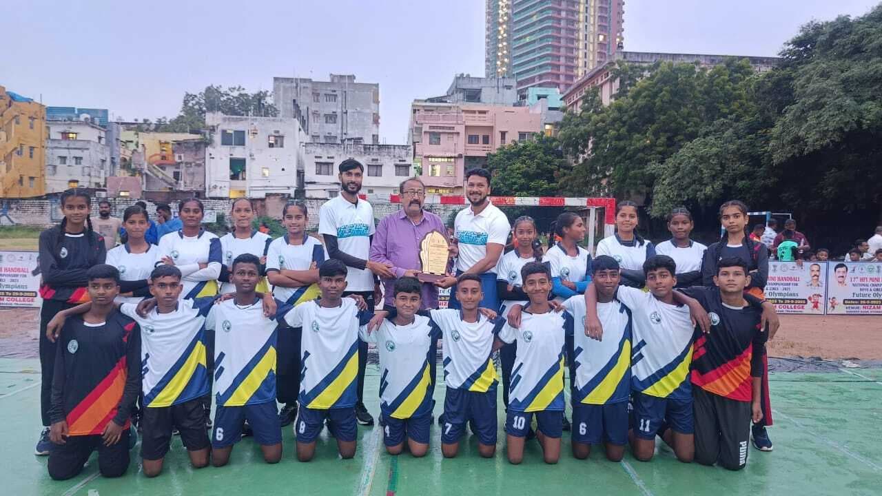 mini national handball jharkhand team :झारखंड बालक हैंडबॉल टीम सेमीफाइनल में