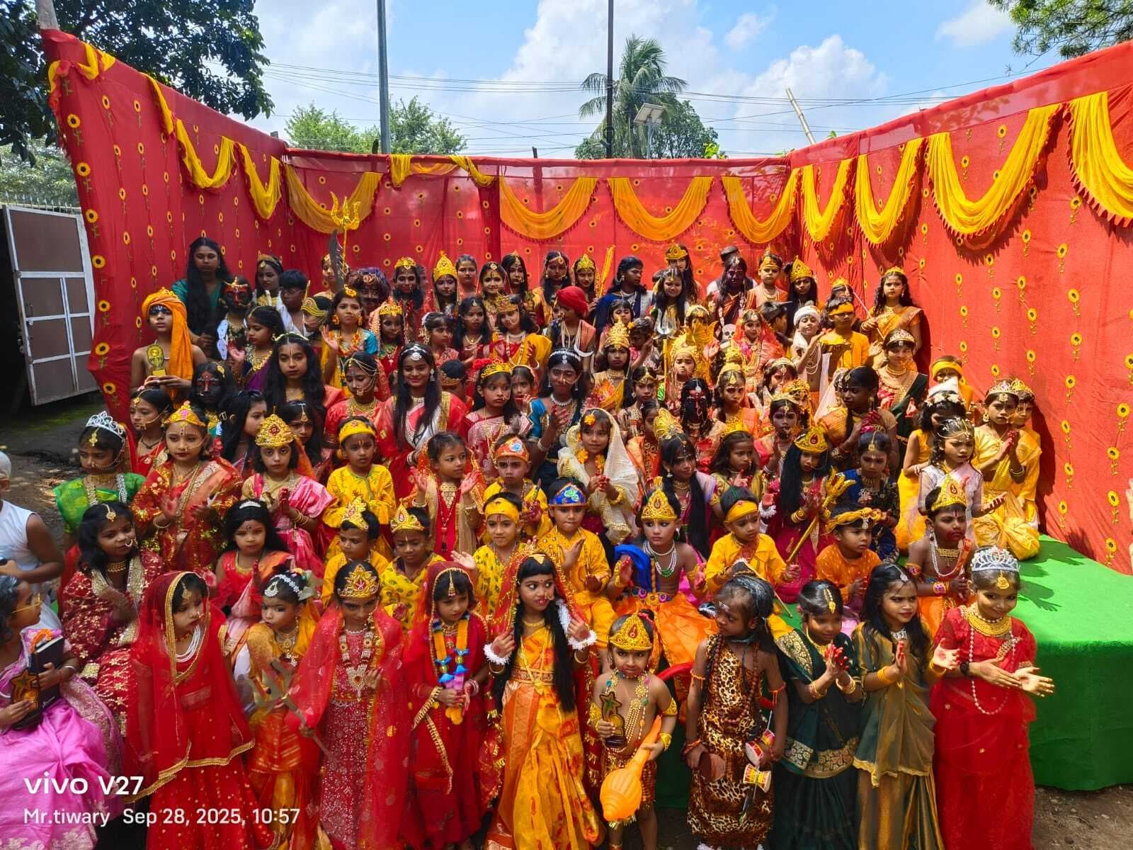 Giridih News :बोस पब्लिक स्कूल में दुर्गोत्सव कार्यक्रम का आयोजन