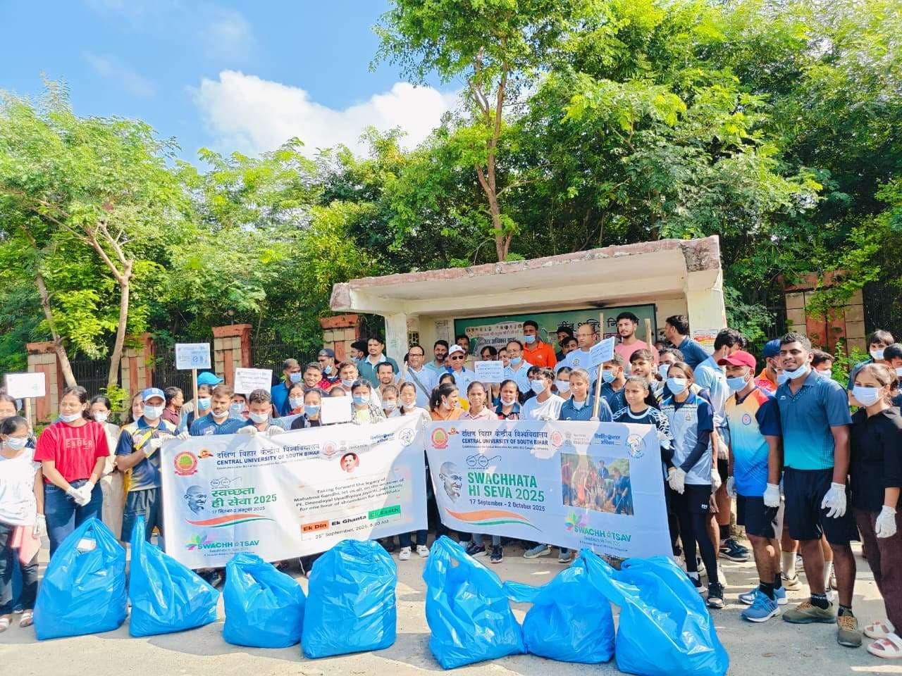 स्वच्छता जीवनशैली का अभिन्न हिस्सा होना चाहिए : कुलपति