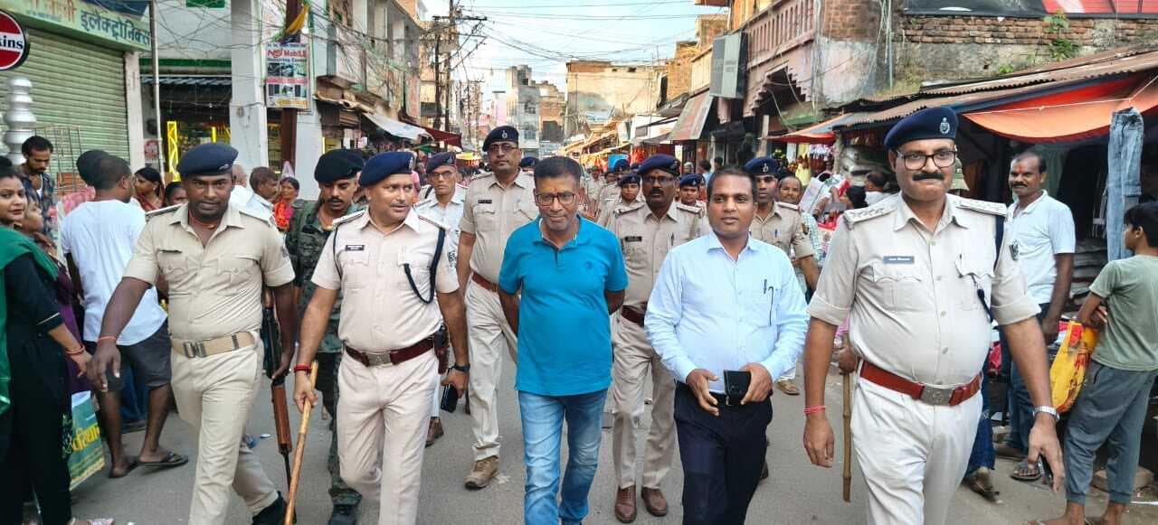 पूजा पंडालों में पुलिस बल की रहेगी तैनाती: एसडीओ