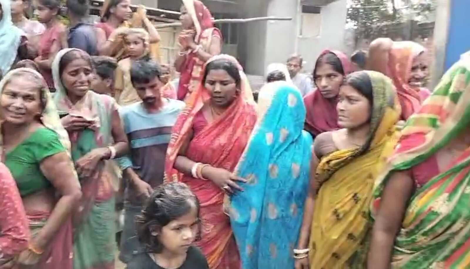 वाहन से कुचलकर बाइक चालक की मौत, मचा कोहराम