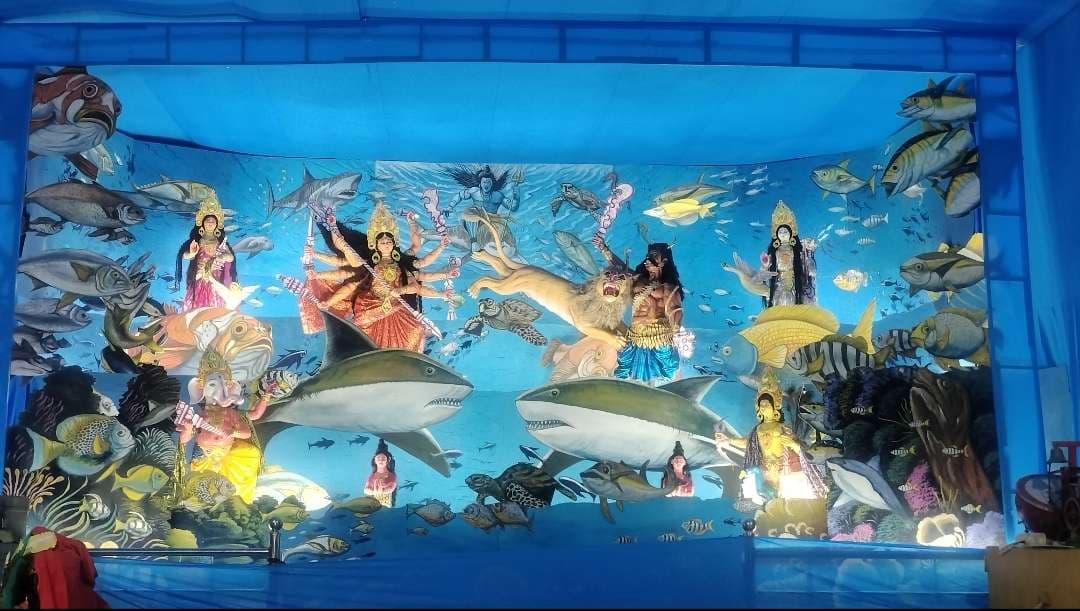 सिल्ली के पंडालों के पट खुले, भक्तों का तांता लगा