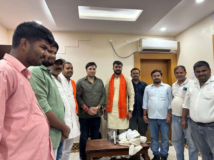 Deoghar news : एनडीए नहीं, कांग्रेस व राजद ने बिहार में की है वोट की चोरी : शशांक राज