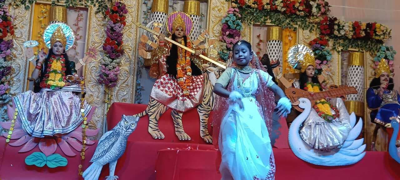 गांधी मैदान में ब्रह्मकुमारीज की चैतन्य देवियों की निकली झांकी