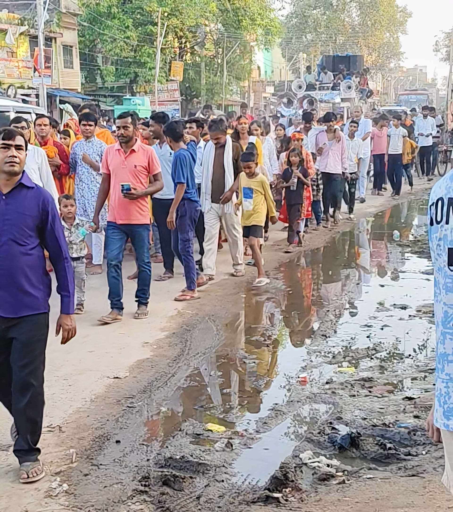 गंदगी के बीच जलभरी से गोड़ारी नगर में खुली स्वच्छता की पोल