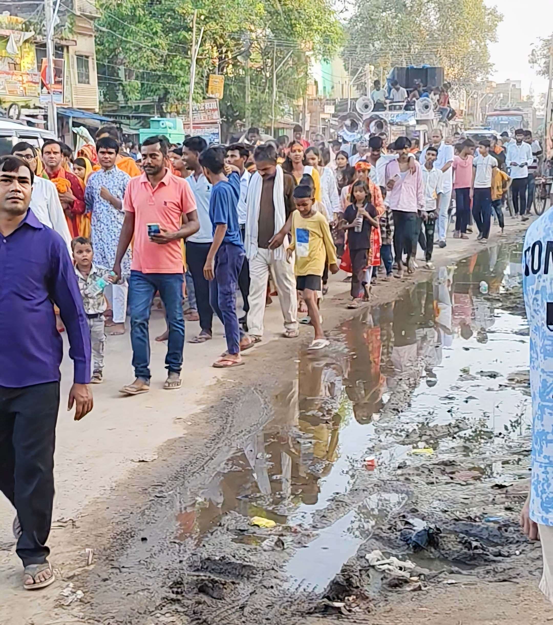 गंदगी के बीच जलभरी से गोड़ारी नगर में खुली स्वच्छता की पोल
