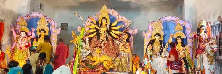 Darbhanga News: जाले में पट खुलते ही मैया के दर्शन को उमड़े श्रद्धालु