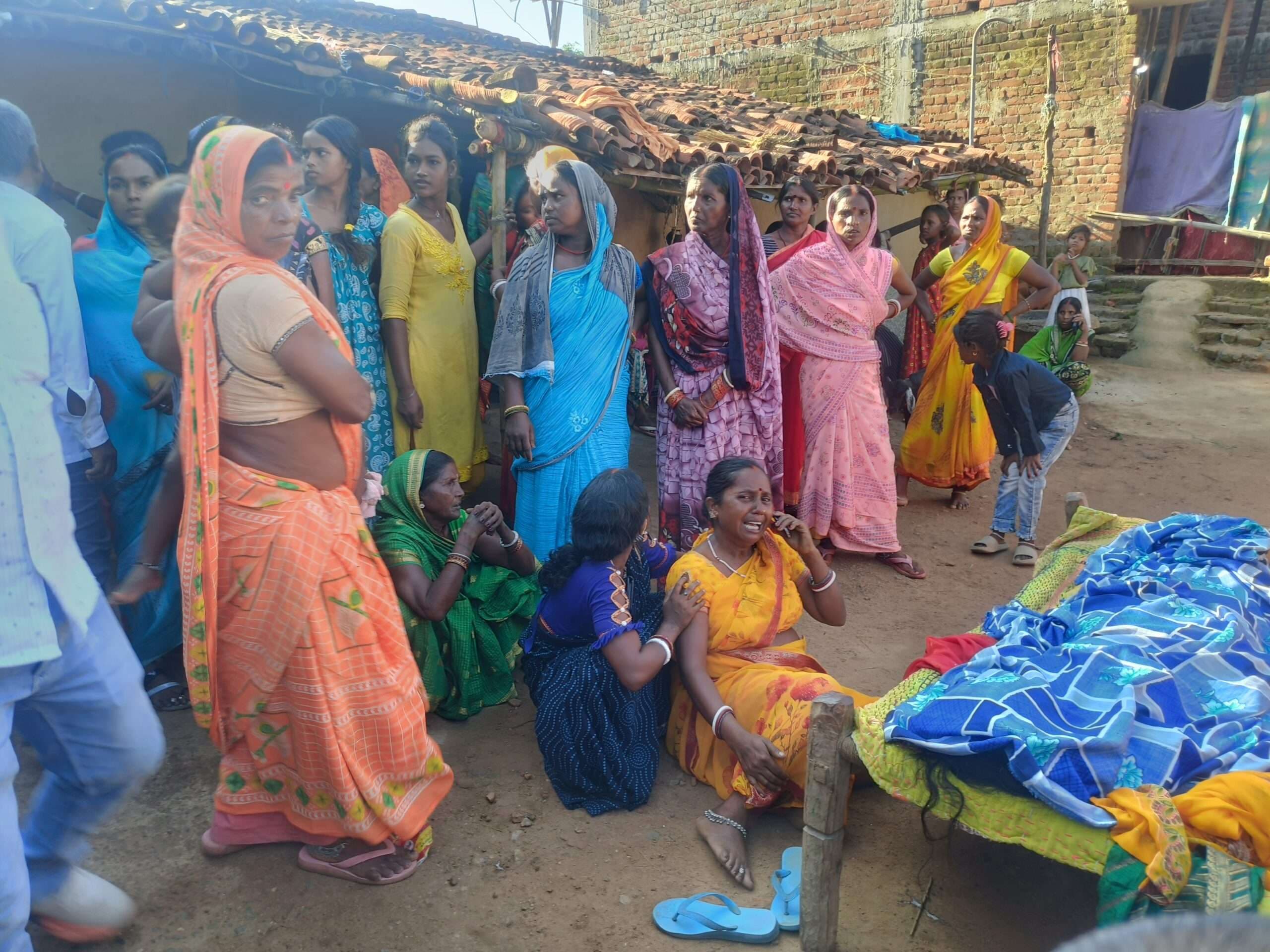 Giridih News :विवाहिता ने फंसी लगाकर की आत्महत्या