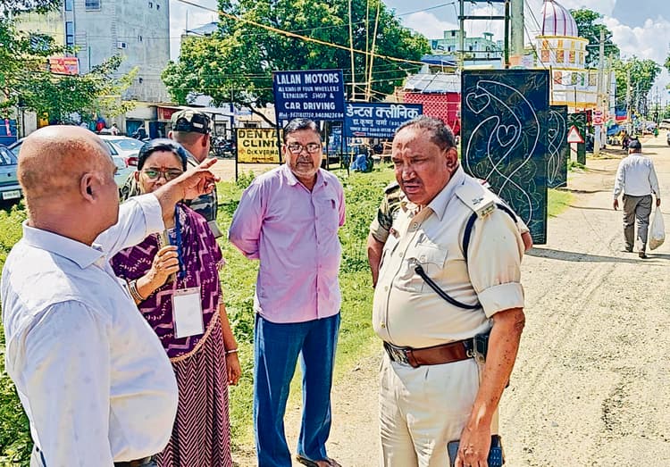 East Singhbhum News : घाटशिला में वाहन जांच अभियान आज से, हुड़दंग मचानेवालों पर होगी कार्रवाई