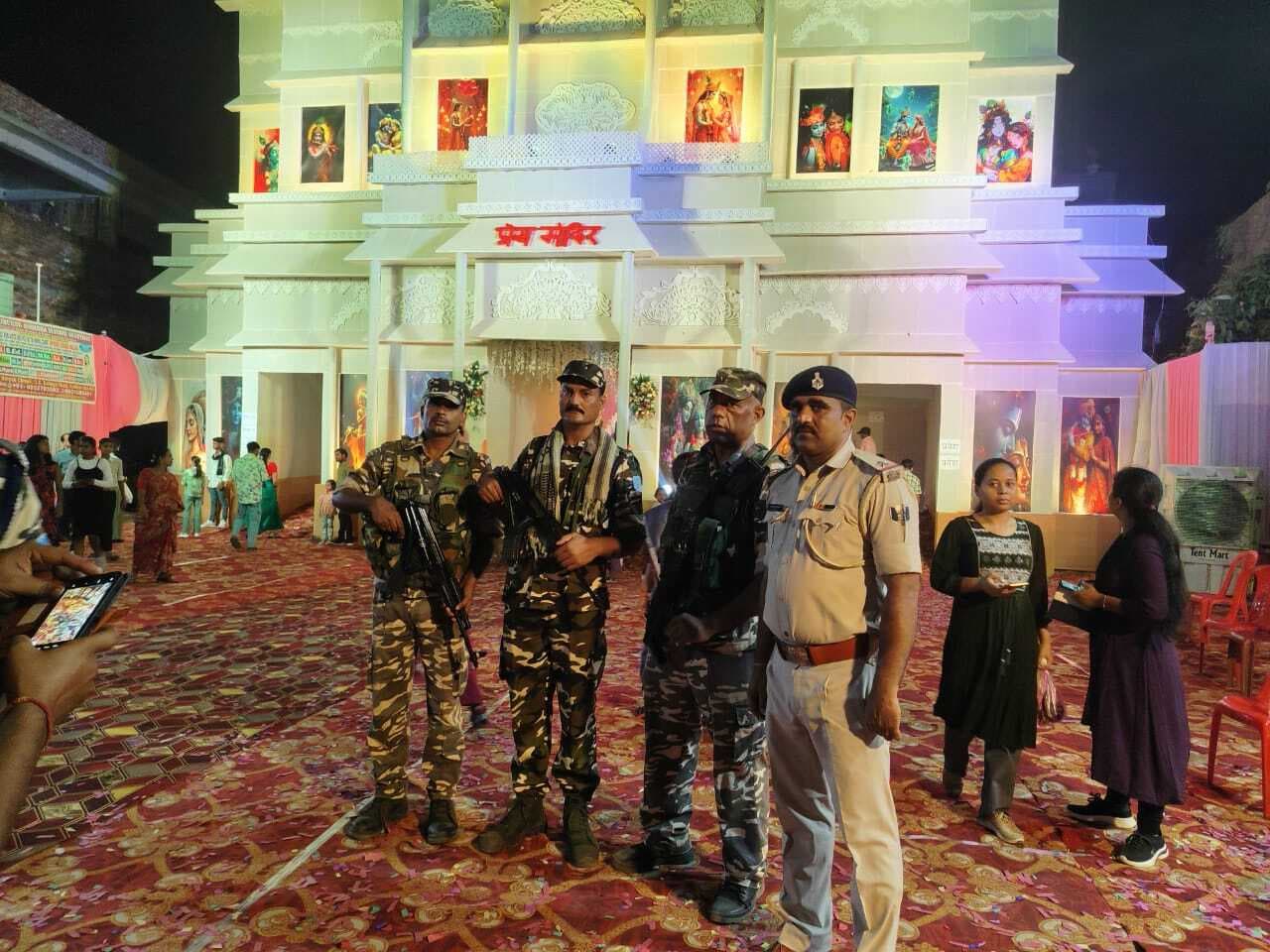 दुर्गा पूजा को ले किये गये सुरक्षा के पुख्ता इंतजाम, दो हजार जवानों की हुई तैनाती