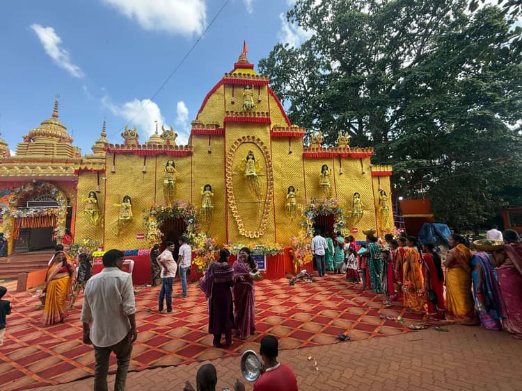 बेड़ो व ग्रामीण क्षेत्रों पूजा पंडालों में उमड़े श्रद्धालु