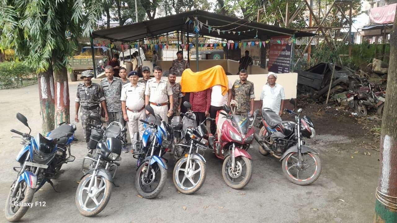Dhanbad News: बाइक चोर गिरोह का उद्भेदन, तीन भेजे गये जेल